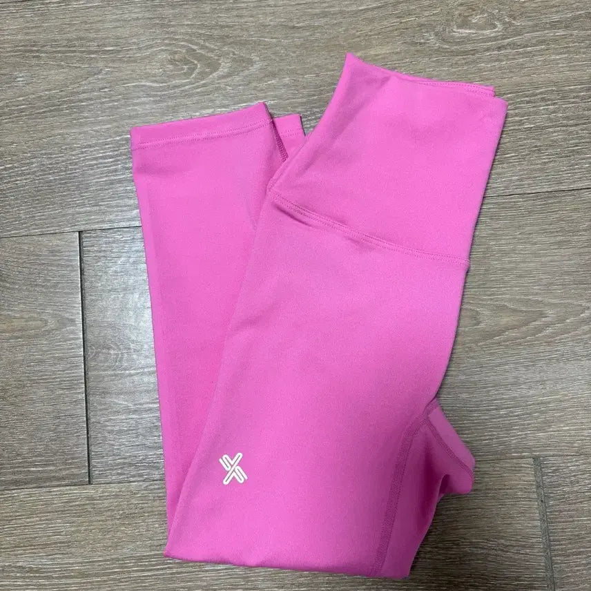 [BUNJANG] XEXYMIX 7.5-Inch Inseam Leggings / 젝스믹스 레깅스7.5부