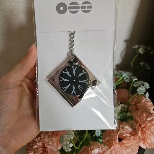 [BUNJANG] BTS Turntable Keychain / bts 턴테이블 키링