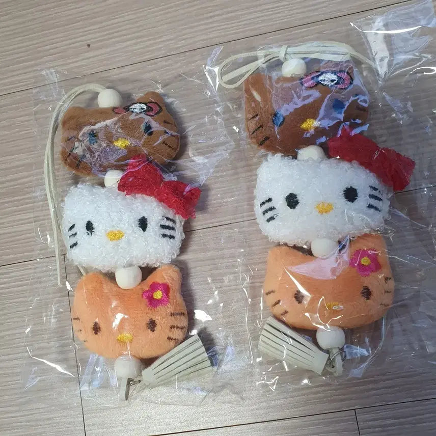 [BUNJANG] Hello Kitty Tassel 3-Tier Doll Keychain / 귀여운 헬로키티 태슬 3단 인형키링 새상품