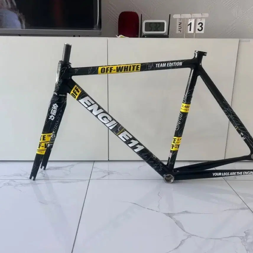 [BUNJANG] Engine11 Team Edition M Size Bicycle / [M size/교신]엔진11 팀에디션