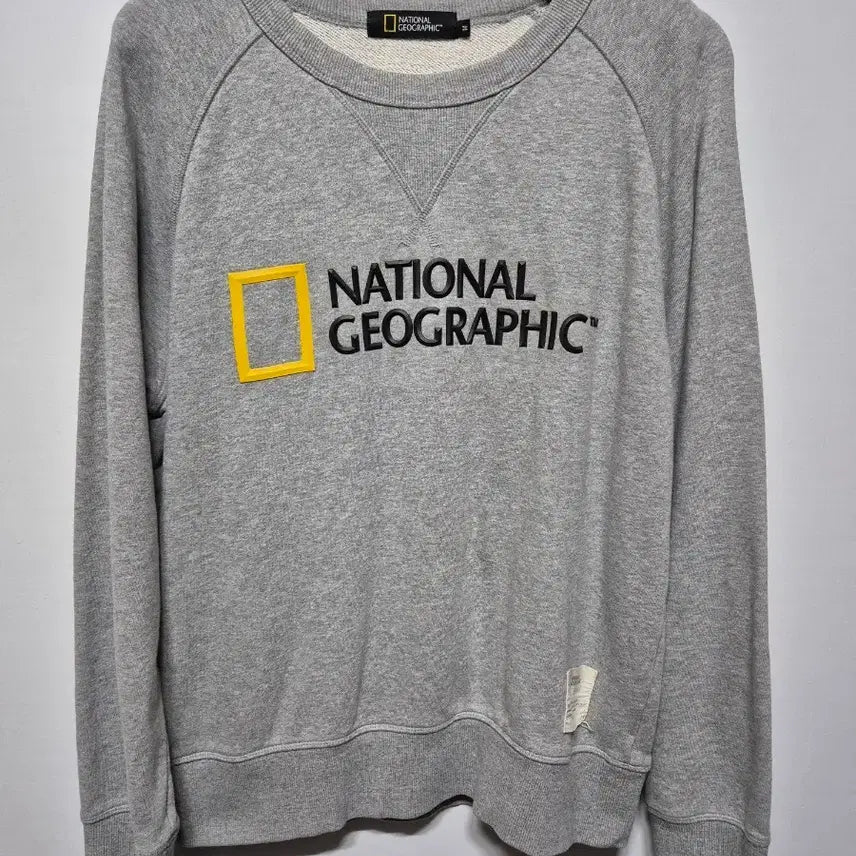 [BUNJANG] National Geographic Logo Print Sweatshirt - Grey, Medium / 내셔널지오그래픽 맨투맨 그레이 M