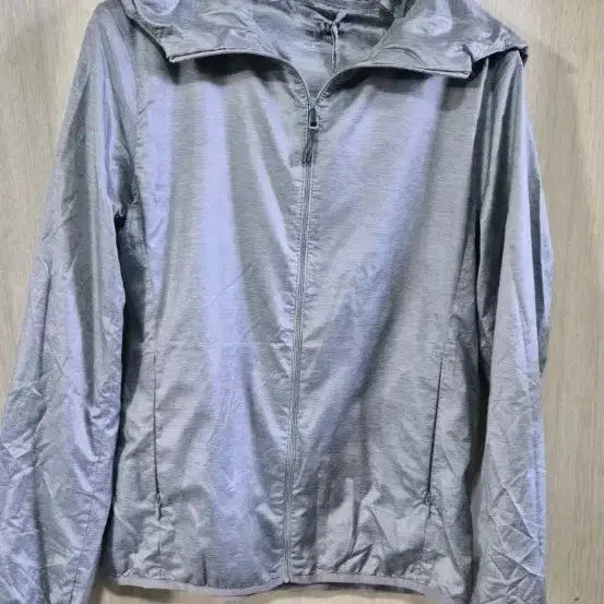 [BUNJANG] Uniqlo Windbreaker Jacket Size S / 유니클로 바람막이 S