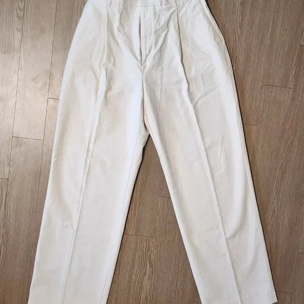 [BUNJANG] Milo Cotton One-Tuck Back-Banding Wide Pants Ivory / 밀로 코튼 원턱 뒷밴딩 와이드팬츠 아이보리