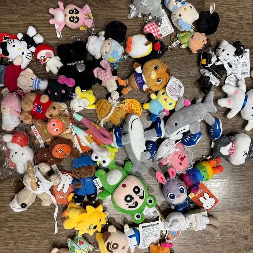 [BUNJANG] Doll Keychain Bundle (36 Pieces) / 인형 키링 묶음 상품36개