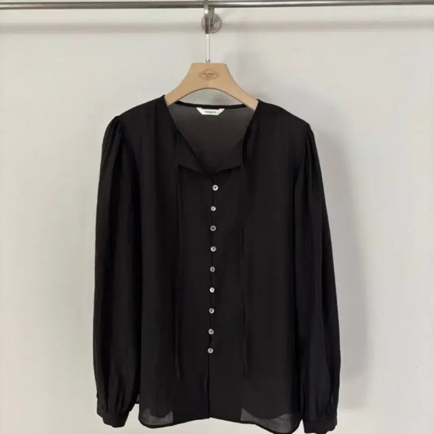 [BUNJANG] Bergamot Summer Blouse / 베르가못 여름 블라우스
