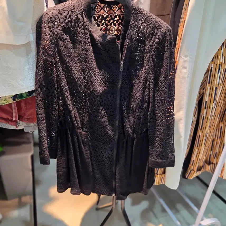 [BUNJANG] Joinus Zip-Up Black Jacket / 조이너스 집업 블랙 자켓