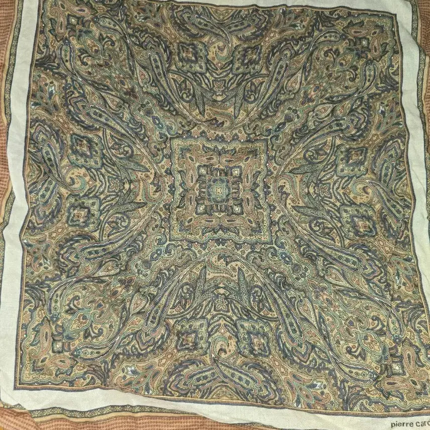 [BUNJANG] Pierre Cardin Paisley Pattern Silk Scarf / 피에르 가르뎅 스카프 패턴