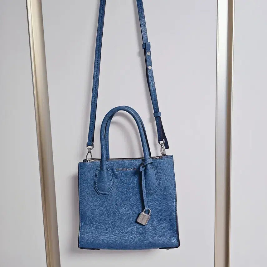 [BUNJANG] Michael Kors Tote Bag Blue / 마이클코어스 토트백 블루