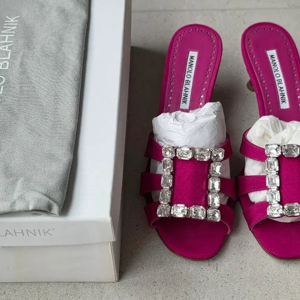 [BUNJANG] Manolo Blahnik i Luna Crystal Embellished Sandals (Size 37) / 마놀로 블라닉 샌들 37size  Manolo blahnik i luna