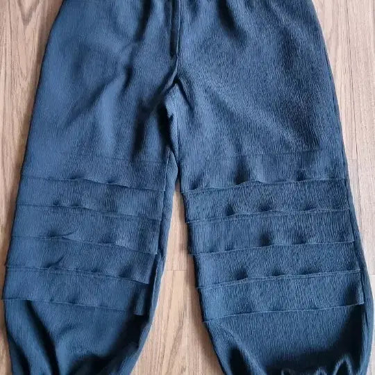 [BUNJANG] Black Shirring Culottes Pants / 블랙 셔링 큐롯 팬츠