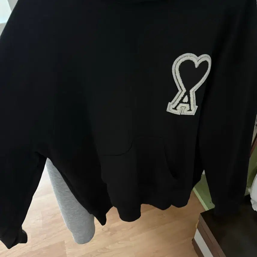 [BUNJANG] AMI Hoodie / 아미 후드티