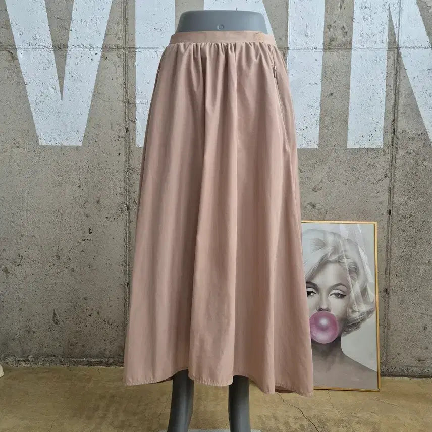 [BUNJANG] Volume Beige Long Skirt / 고퀄)볼륨 베이지색 롱스커트