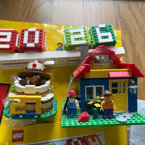 [BUNJANG] LEGO 3-Item Set: Perpetual Calendar, Birthday Cake, Pencil Holder / 정품 레고 만년달력, 생일케이크, 연필꽂이 3종 일괄 판매