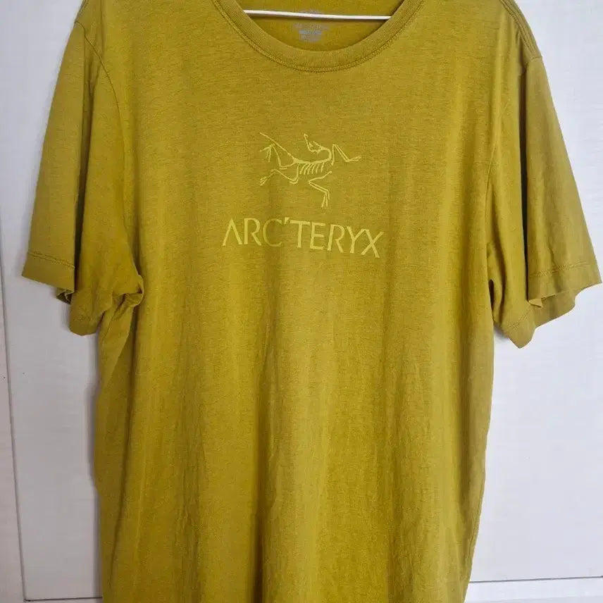[BUNJANG] Arc'teryx Men's Short Sleeve T-Shirt Yellow - Size L / 아크테릭스  남성 반팔 티셔츠 L