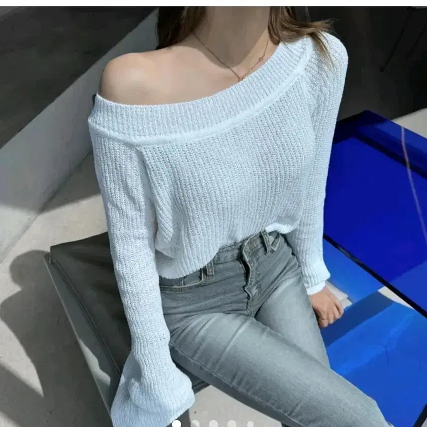 [BUNJANG] Off-Shoulder Summer Bouclé Knit Top / 오프숄더 여름 부클 니트