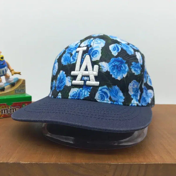 [BUNJANG] MLB LA Dodgers Rose Blue Black Snapback Hat / MLB LA 다저스 스냅백 모자 로즈 블루 블랙