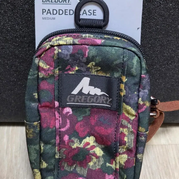 [BUNJANG] Gregory Old Logo Padded Case M Garden Tapestry / 그레고리 구형로고 패디드 케이스 M 가든 타페스트리