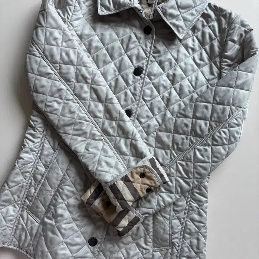 [BUNJANG] Burberry London Quilted Jacket XS / 버버리 런던 퀼팅자켓 XS 정품 (하자감안)
