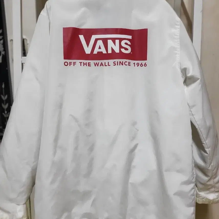 [BUNJANG] Vans White Coach Jacket (Unisex) / 반스 화이트 코치자켓 남여공용 (새상품급)