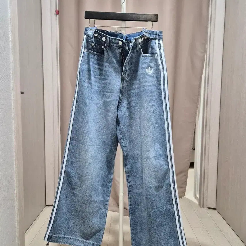 [BUNJANG] Adidas Denim Wide Pants Light Blue S / 아디다스 데님 와이드 팬츠 연청.새상품 .사이즈 택