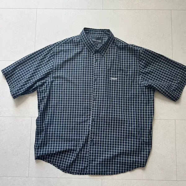 [BUNJANG] YESSEESEE Short Sleeve Checkered Shirt (L) / 예스아이씨 반팔 체크 셔츠(L)