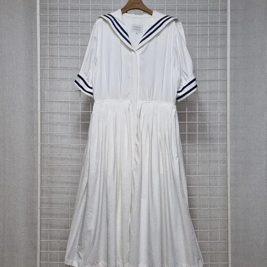 [BUNJANG] Bokobaka Sailor Collar Dress / 보카바카 세일러카라 원피스