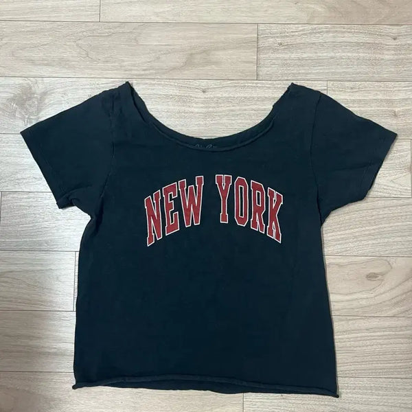 [BUNJANG] Brandy Melville Open Shoulder T-Shirt / (가격 더 안내려요)브랜디멜빌 오픈숄더 티셔츠