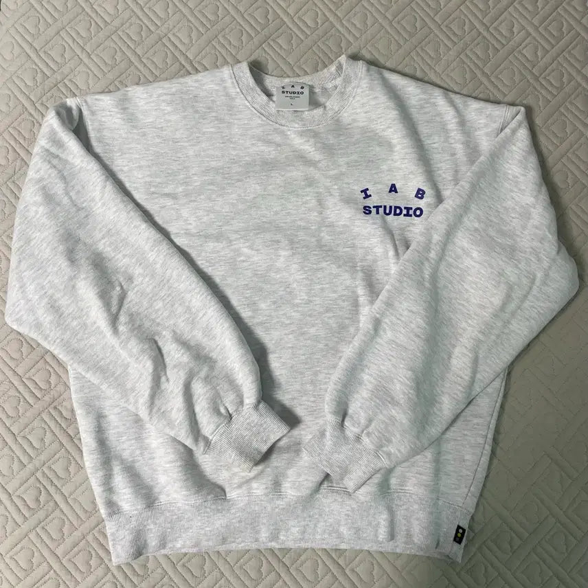 [BUNJANG] IAB Studio Sweatshirt Mélange L / 아이앱스튜디오 맨투맨 멜란지 L