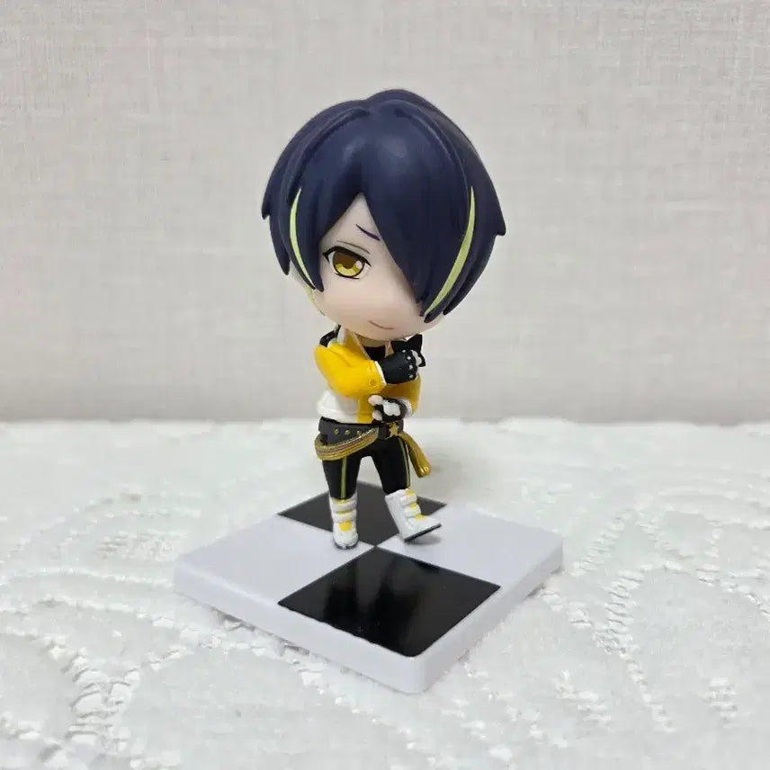 [BUNJANG] Ensemble Stars Shinobu Deforme Figure / 앙스타 시노부 데포르메 피규어
