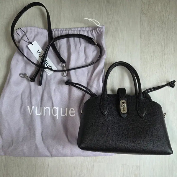 [BUNJANG] Vunque Torque Hermit Cross Medium Bag / 분크 토크 헐밋 크로스 미듐