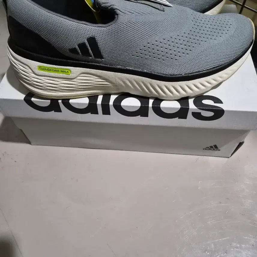 [BUNJANG] Adidas Cloudfoam Go Runner Sneakers (New) / 아디다스 클라우드폼 고 라운저 운동화(새상품)