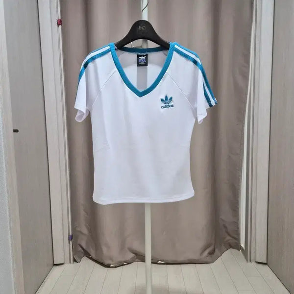 [BUNJANG] Adidas Short Sleeve T-Shirt White Blue / 아디다스 반팔 티셔츠 화이트 블루.새상품
