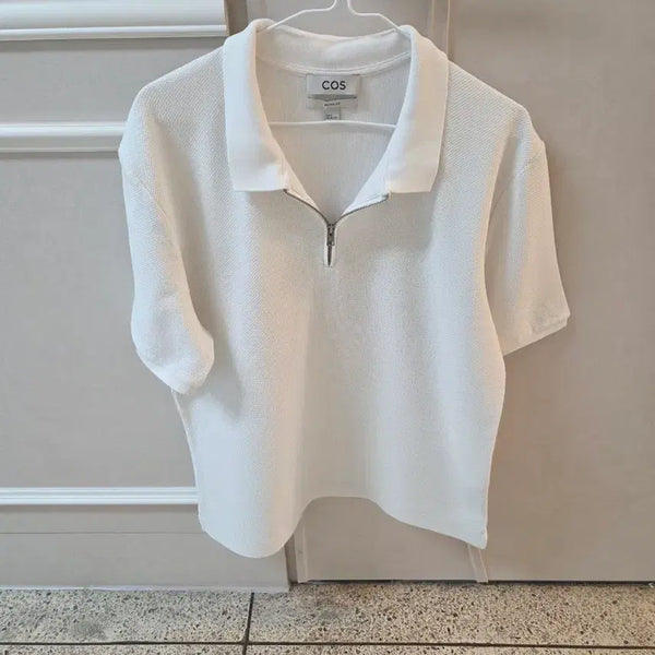 [BUNJANG] COS Zip-Up Short-Sleeve Polo Shirt Size 100 / 코스 깔끔한 집업 반팔 카리티 100