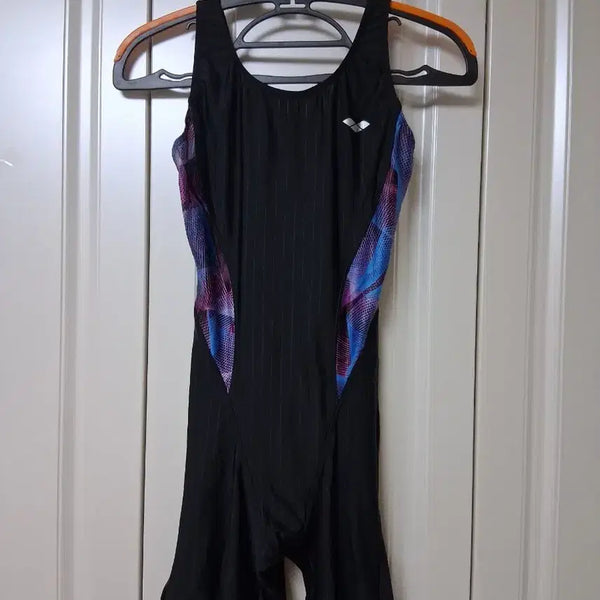 [BUNJANG] Arena Women's Half-Body Swimsuit Size 90-95 / 여성 아레나 반신 수영복 90~95 새상품