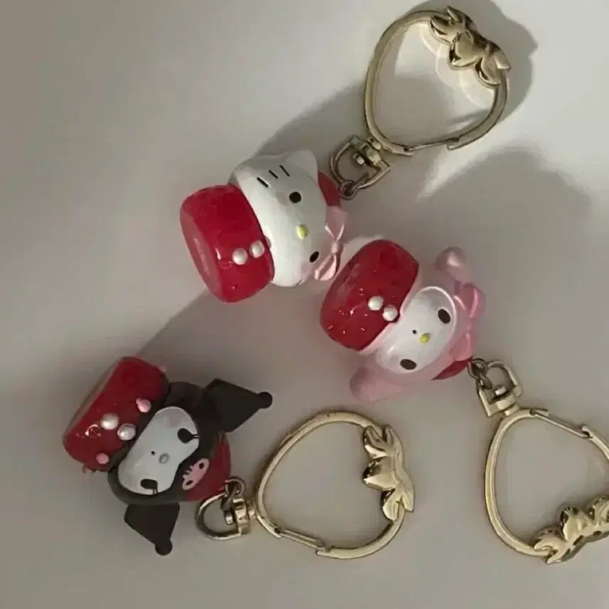 [BUNJANG] Sanrio Ichigo Strawberry Charm Keychain (Hello Kitty, Kuromi, My Melody) / 산리오 메지루시 키티 쿠로미 마이멜로디 이치고 딸기 키링