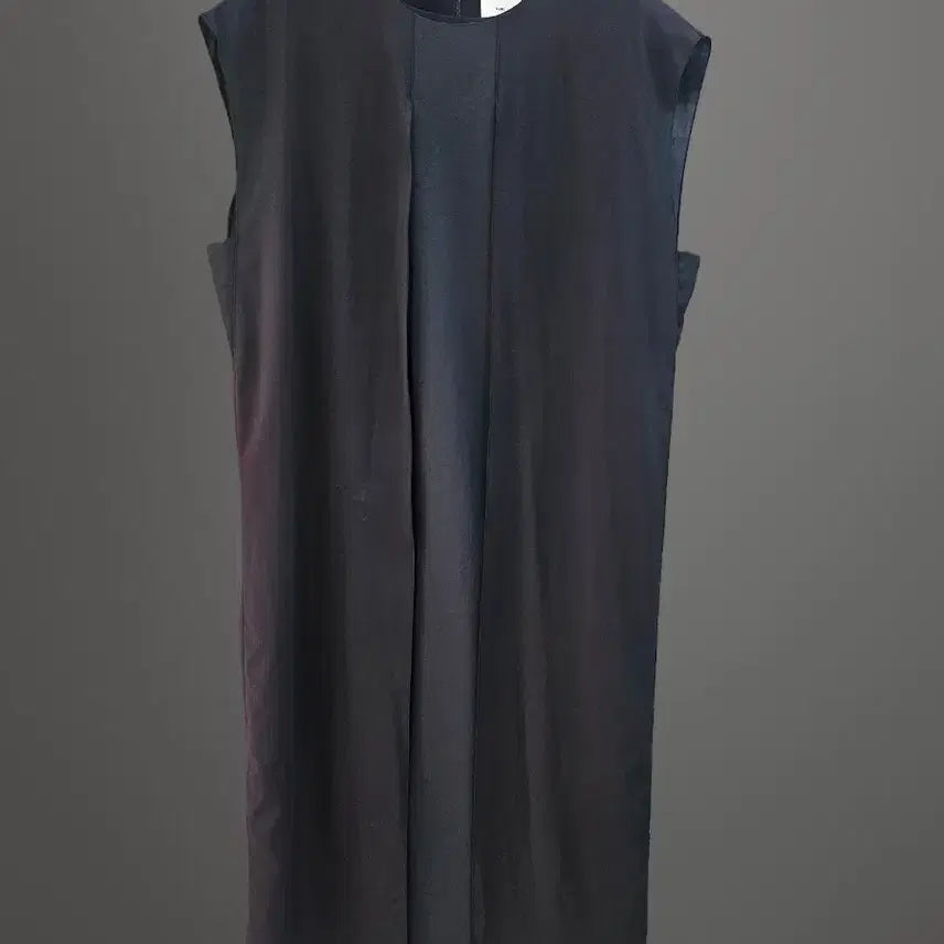 [BUNJANG] KUHO Black Sleeveless Dress / KUHO 구호 블랙 원피스예요