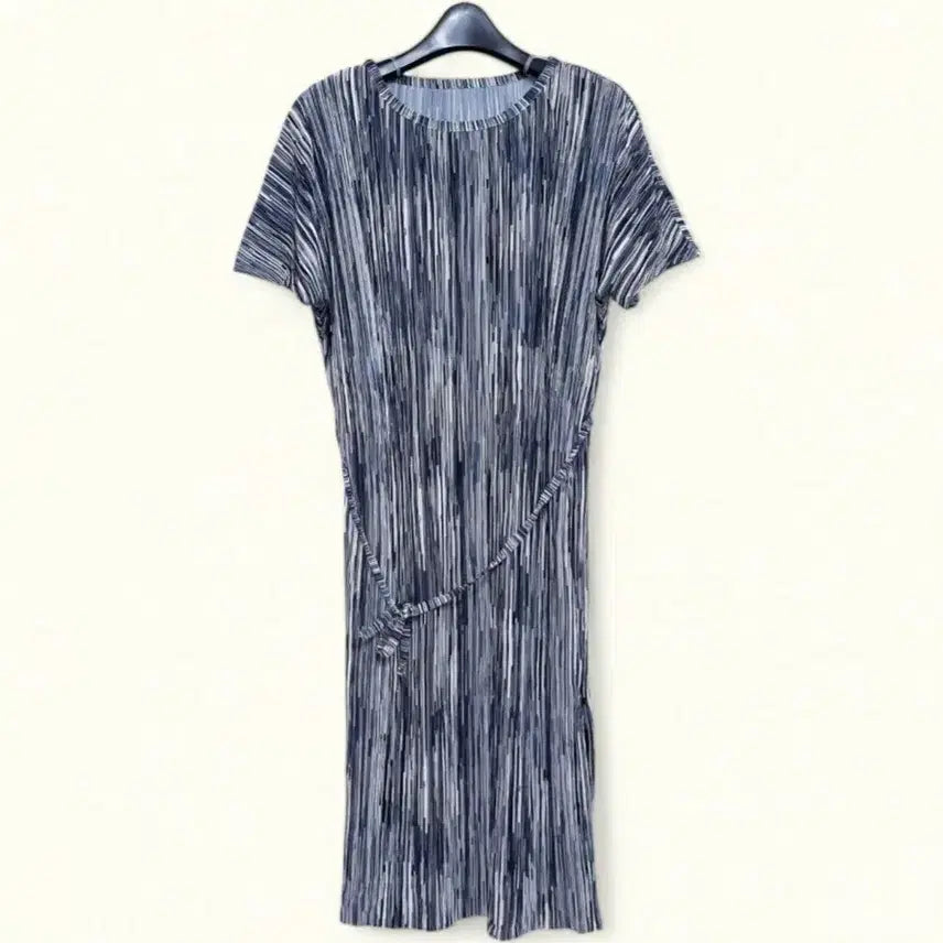 [BUNJANG] Women's Short-Sleeve Pleated Dress / 55 새상품 여성 반팔 원피스 플리츠  원피스 여자 원피스 새제품