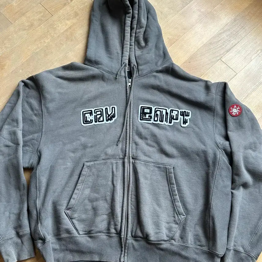 [BUNJANG] Carhartt WIP Hooded Sweatshirt / 카브엠트 후드집업