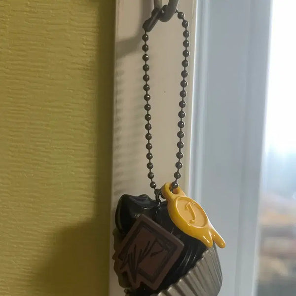 [BUNJANG] Jujutsu Kaisen Nanami Cupcake Keychain / 주술회전 나나미 컵케이크 키링