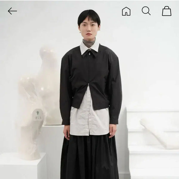 [BUNJANG] Amomento Cropped Zip-Up Jumper Black Size 0 / 아모멘토 크롭 집업 점퍼 블랙 0사이즈