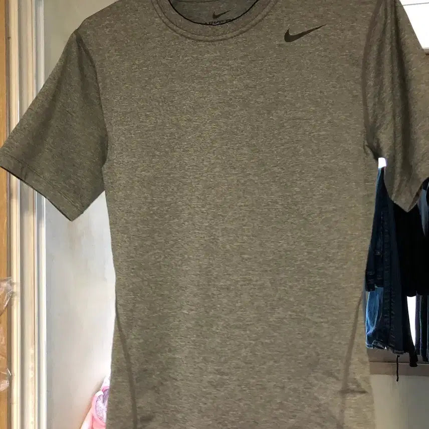[BUNJANG] Nike Manchester United Jacket and T-shirts Bundle Set / 나이키 반팔,바지,맨유 자켓 4벌 일괄 모두 판매.