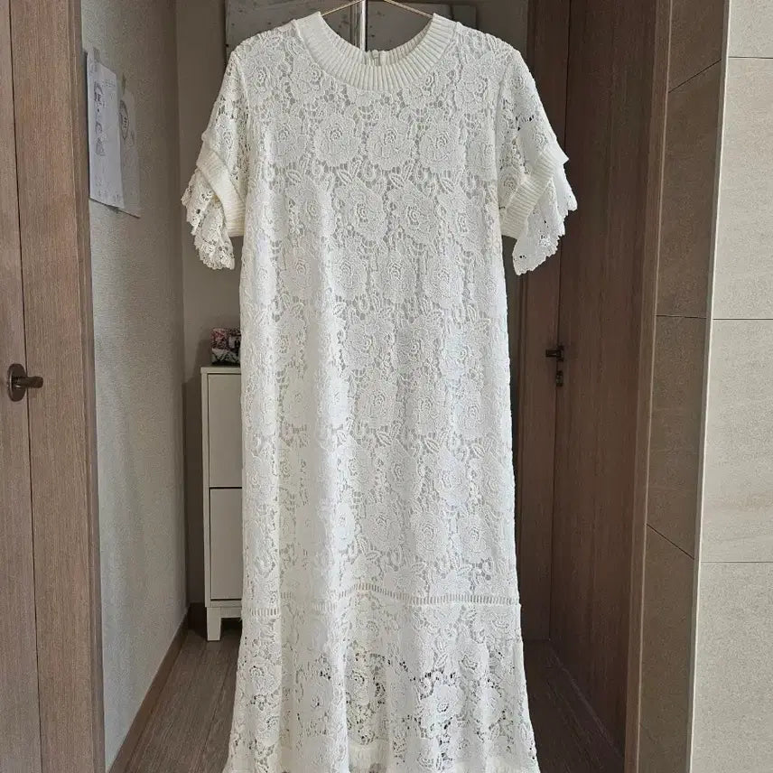 [BUNJANG] Ivory Lace Dress / 레이스 원피스