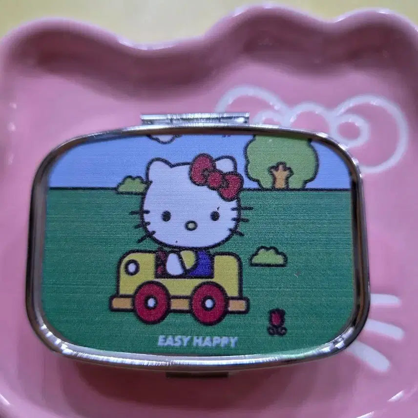 [BUNJANG] Hello Kitty Mini Pill Case / 헬로키티 미니 약통
