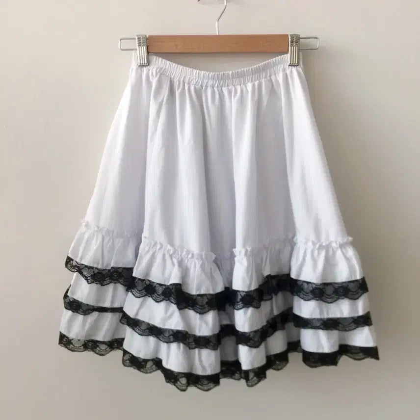 [BUNJANG] Bodyline White Lace Tiered Vintage Skirt / (미시착) 바디라인 캉캉 화이트 레이스 빈티지 스커트 판매해요!