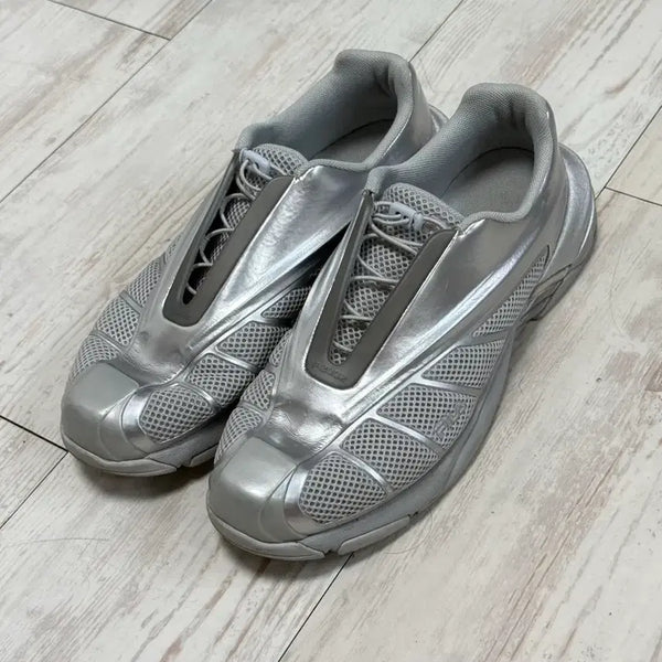 [BUNJANG] Fila OG Replica 2002 Sneakers / 휠라 OG 레플리카 2002 판매합니다