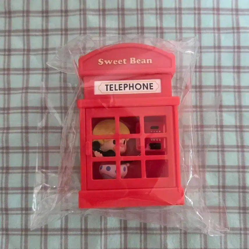 [BUNJANG] Pop Mart Sweet Bean I'm Here Telephone Booth Figure / 팝마트 스위트빈 아이엠히어 전화부스 피규어