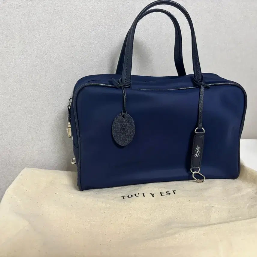 [BUNJANG] Tout Y Est Rocket Wal Small Navy Tote Bag / 투티에 tout y est