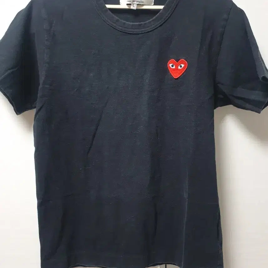 [BUNJANG] Comme des Garçons Red Heart Logo T-Shirt - L / 꼼데가르송 레드와펜 반팔티 L