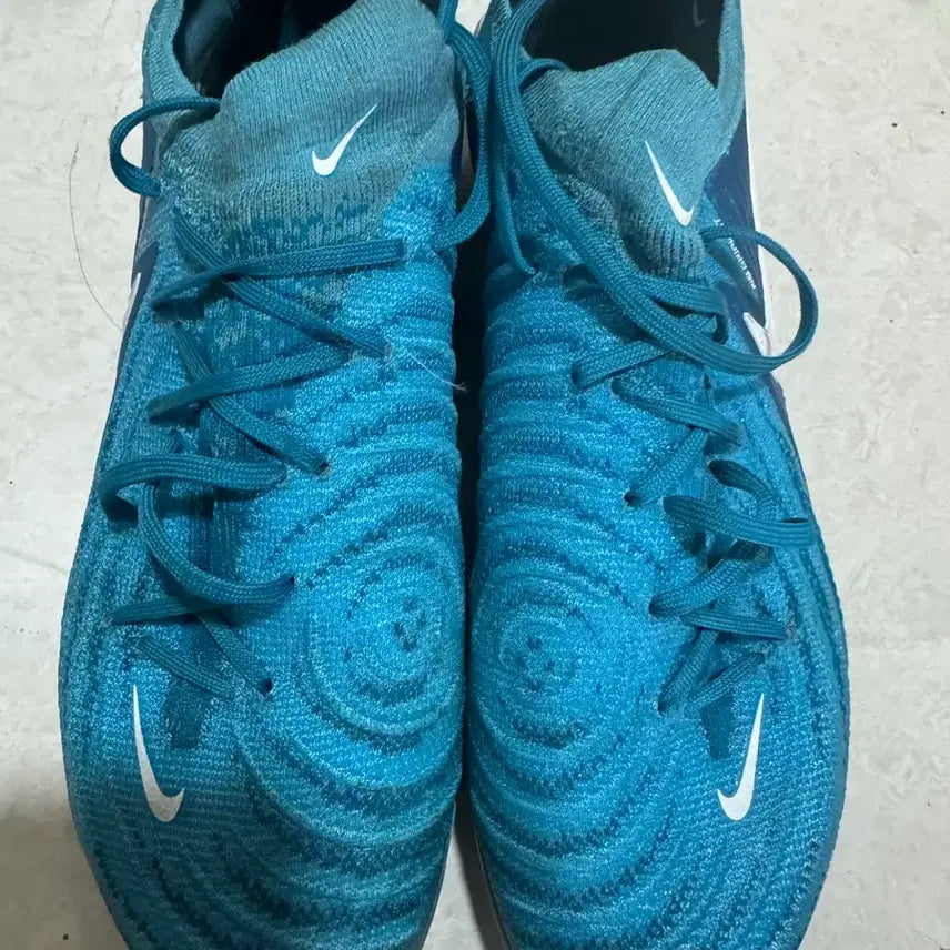 [BUNJANG] Nike Phantom GX 2 Elite AG-PRO Soccer Cleats 270mm / 나이키 축구화 팬텀 GX 2 엘리트 AG 270 급처