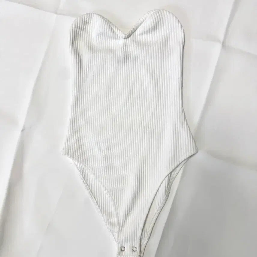 [BUNJANG] Zara Ribbed Tube Top Bodysuit White S / 자라) 골지 튜브탑 바디수트